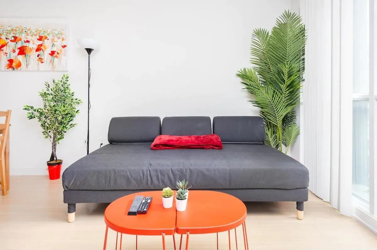 Perfectly Downtown With Free Parking Apartment Toronto