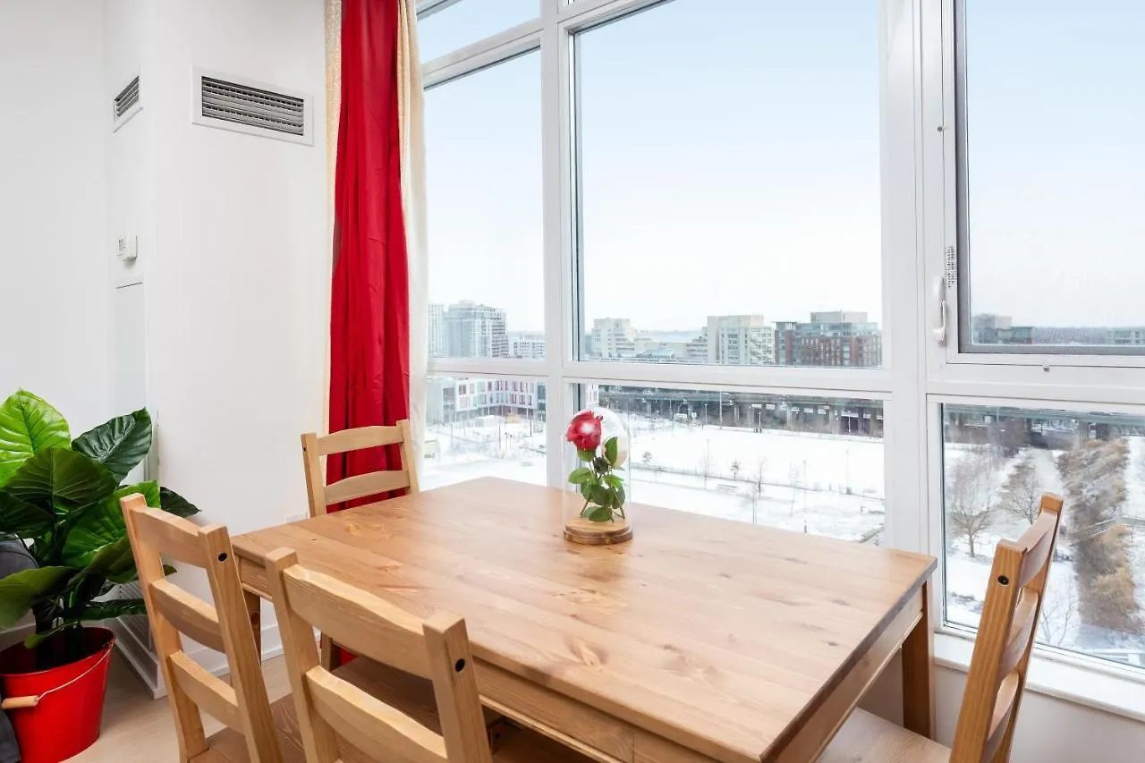 Perfectly Downtown With Free Parking Apartment Toronto 0*,