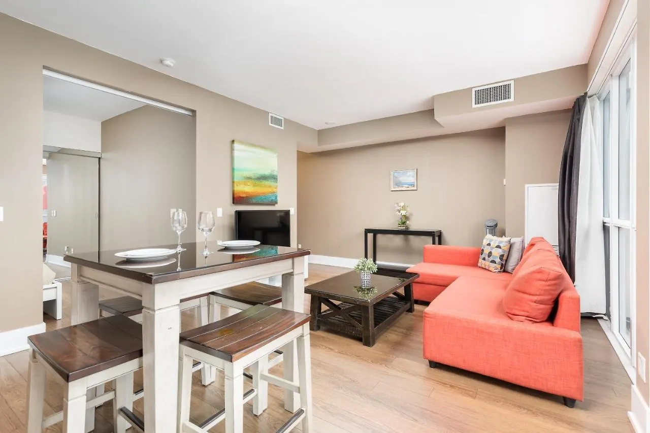 Perfectly Downtown With Free Parking Apartment Toronto