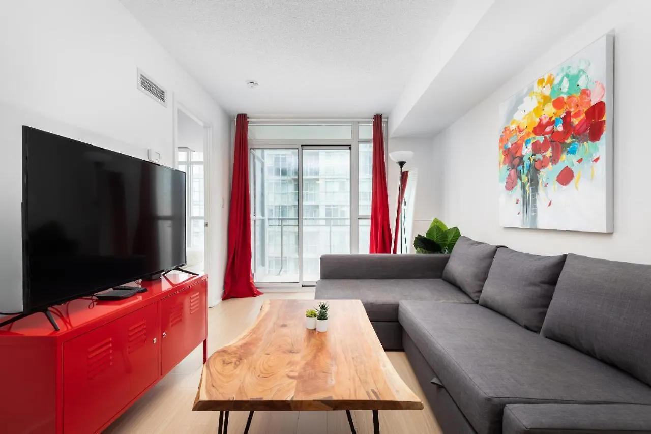 Perfectly Downtown With Free Parking Apartment Toronto