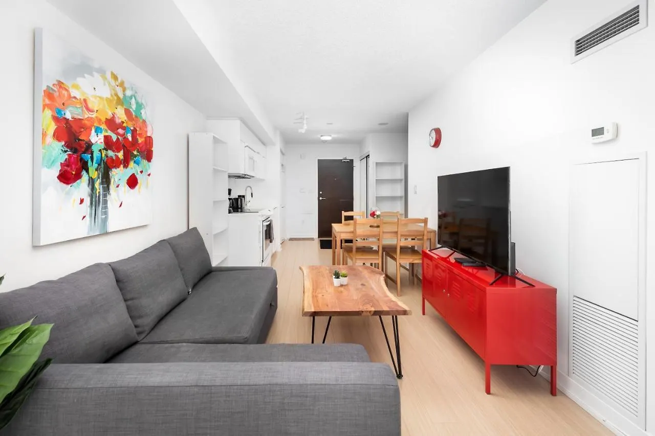 Perfectly Downtown With Free Parking Apartment Toronto Canada