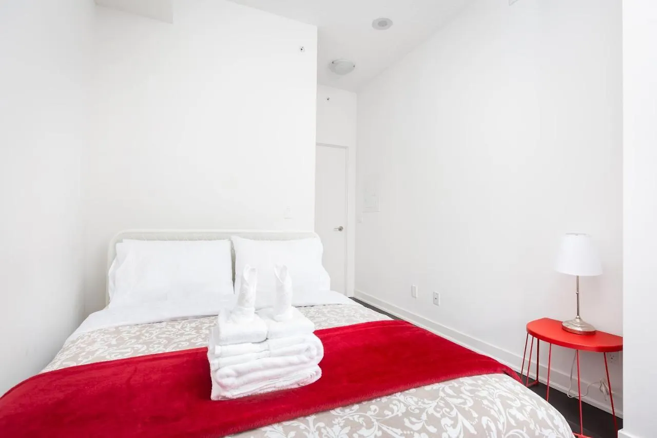 Perfectly Downtown With Free Parking Apartment Toronto Canada