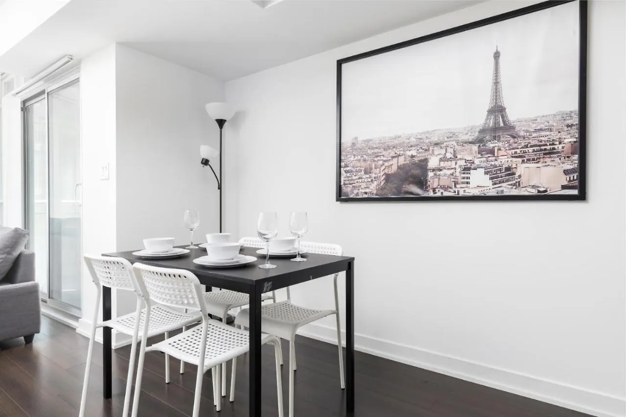 Appartement Perfectly Downtown With Free Parking à Toronto 0*,  Canada