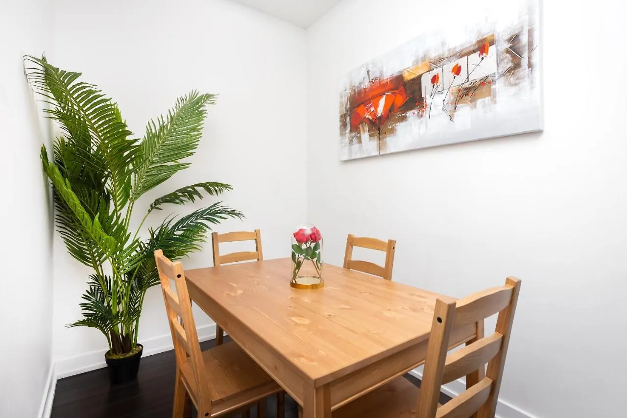 Appartement Perfectly Downtown With Free Parking à Toronto